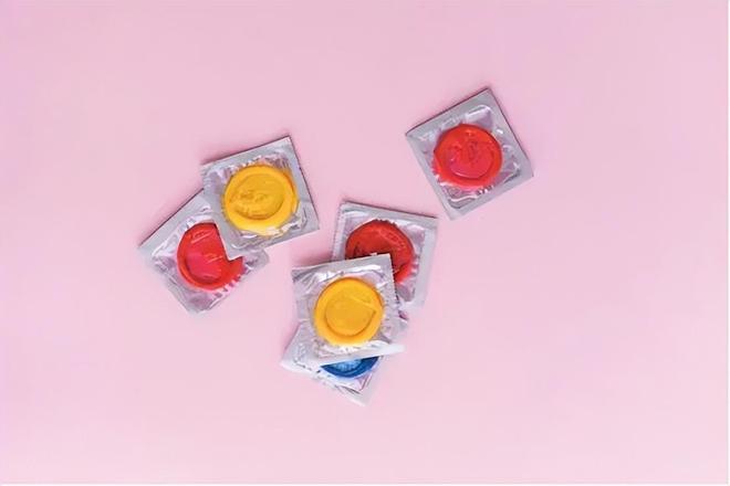 国人安全套没人买了情趣用品却卖爆了冰球突破豪华版app一生含蓄的中(图5)